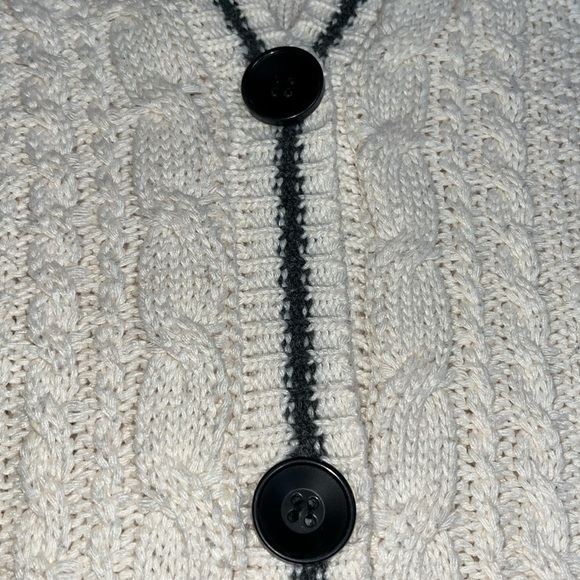 Original Taylor Swift Folklore Album Cardigan 2020 Medium/Large MD/LG - Picture 7 of 11